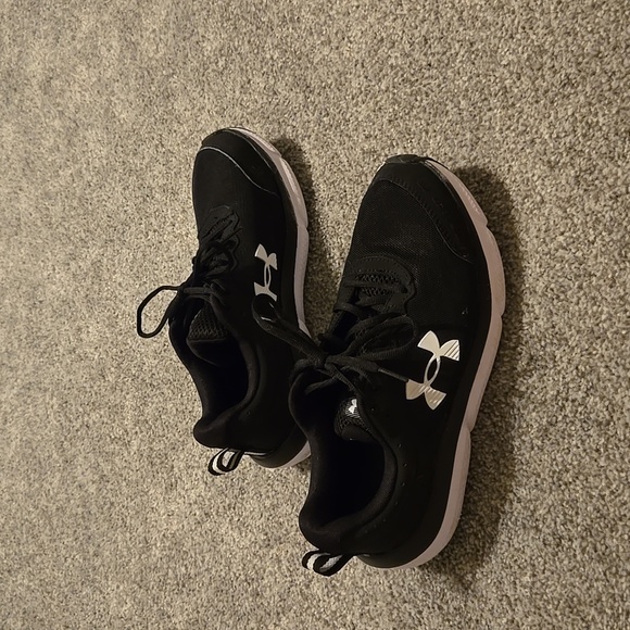 Under armour shoes size 9.5 - Picture 2 of 7